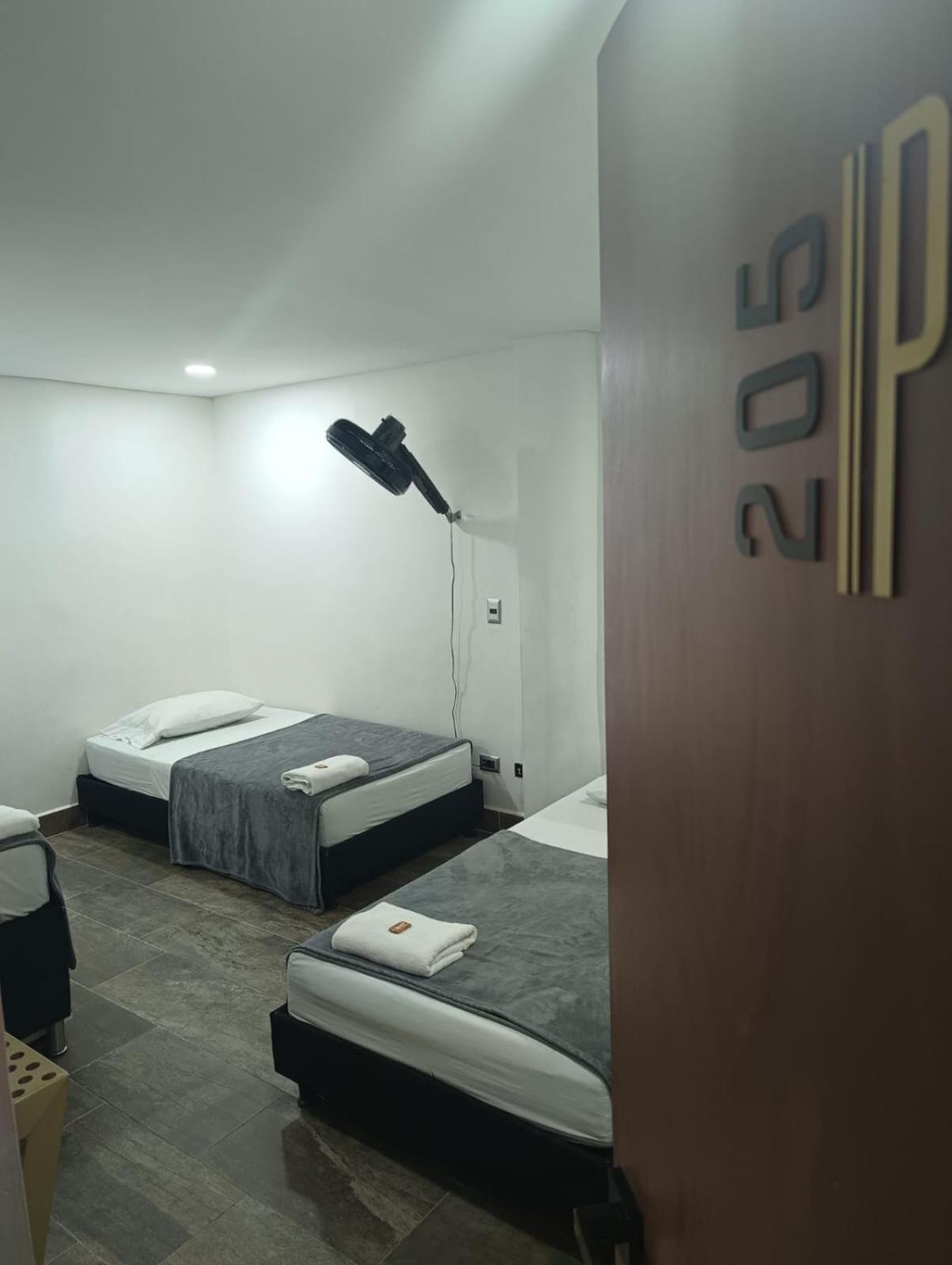 Hotel Prestige Medellín Exteriör bild